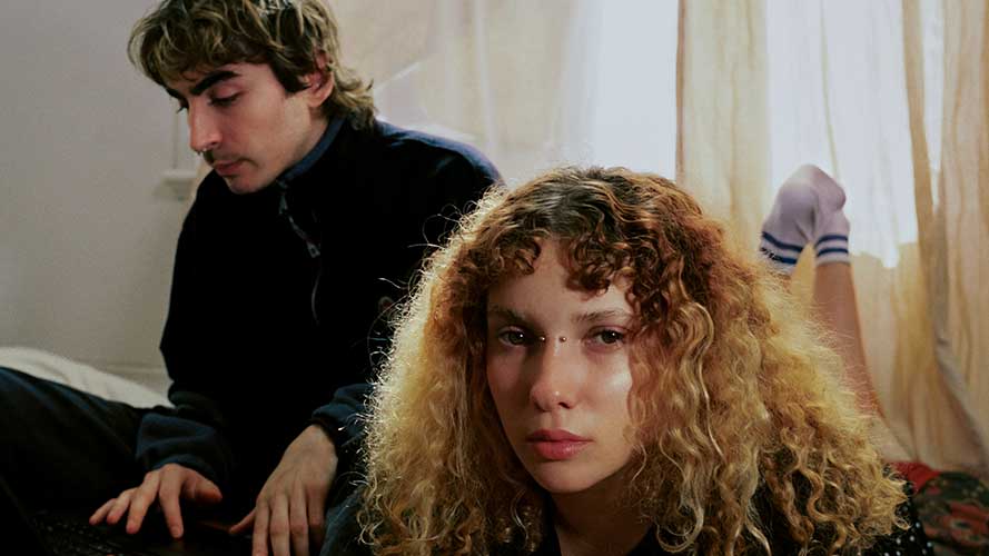 Rau_Ze revoit « Re ; ; ;Virer nos vies », version enrichie et éclatée de « Virer nos vies »