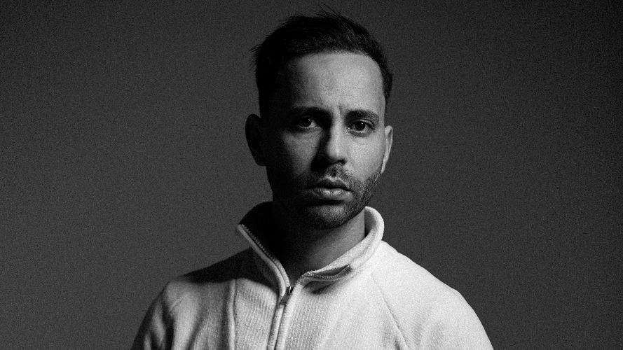Le cinéaste montréalais Abdel Anebarou réalise sa première série télé au Maroc