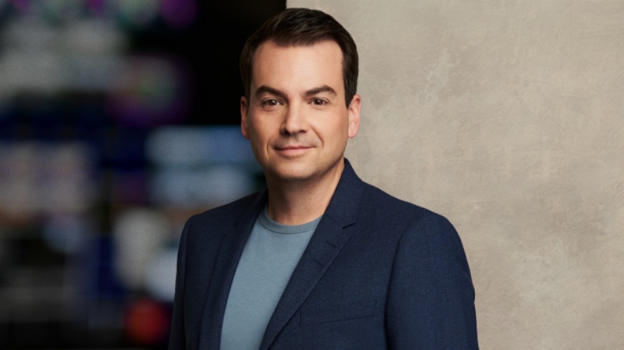 Alec Castonguay anime un « Midi info » spécial sur ICI Première et Radio-Canada OHdio