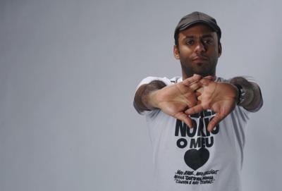 Portrait du producteur/DJ montréalais Mossa - Camoufleur sonore