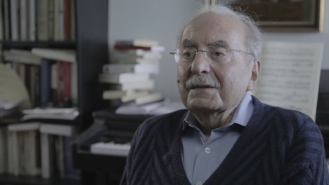 « La longueur de l’alphabet » de Joe Balass en première au FIFA