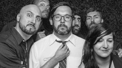 Charlie Foxtrot présente le vidéoclip de l’extrait « Elle est à elle »