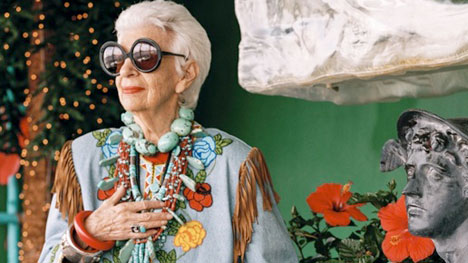 Docville d’avril : « Iris » de Albert Maysles le jeudi 30 avril à 20 h au Cinéma Excentris