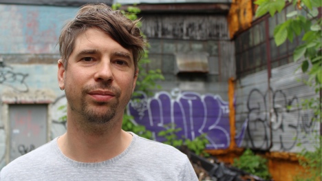 Avec «&nbsp;Les chaouins&nbsp;» Yan Giroux veut démontrer la pertinence actuelle du regard du poète