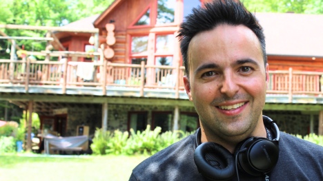 Pascal L’Heureux et la musicalité de la comédie « Les pêcheurs »