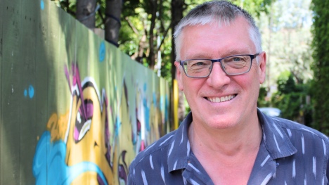 Luc Vandal collabore pour la toute première fois avec le cinéaste Robert Morin