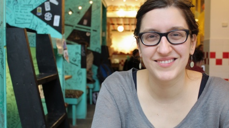 Un scénario déployé autour des dialogues pour Catherine Léger 
