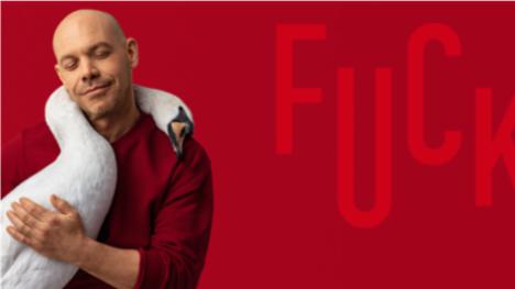 Maxim Martin dévoile son nouveau spectacle « Fuckoff »
