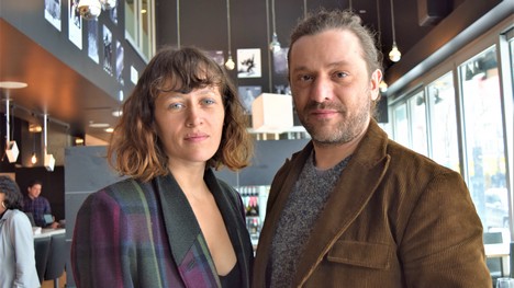 « Ca$h Nexu$ » : Alexandre Castonguay et Lara Kramer dans la peau de deux paumés