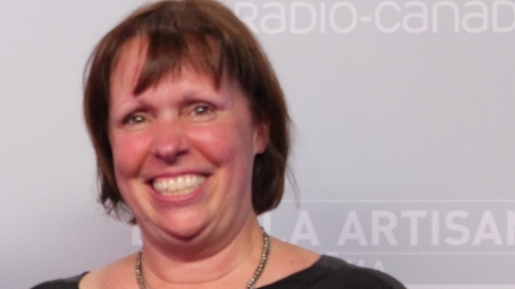 Francesca Chamberland confectionne les costumes d’époque avec rigueur