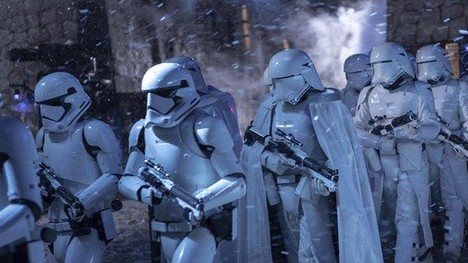 «&nbsp;Star Wars&nbsp;» continue de caracoler en tête du box-office québécois