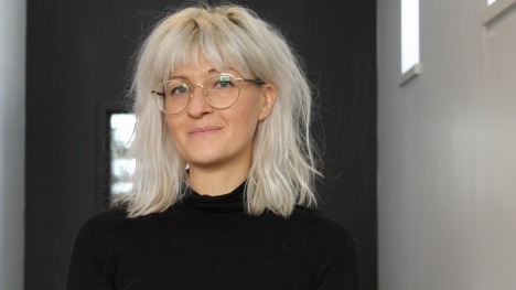 Lou Scamble veut créer des univers magiques et allégoriques