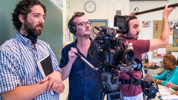 «&nbsp;La langue est donc une histoire d’amour&nbsp;», Andrés Livov s’immisce dans une classe de francisation