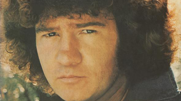 Deux vinyles de Robert Charlebois sont réédités pour la toute première fois