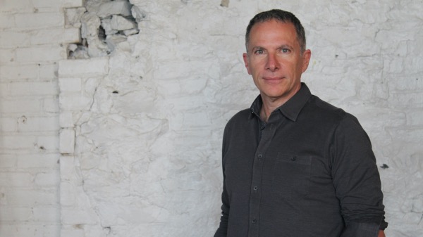 Pierre Even vainc les défis de reprendre un tournage en mode COVID