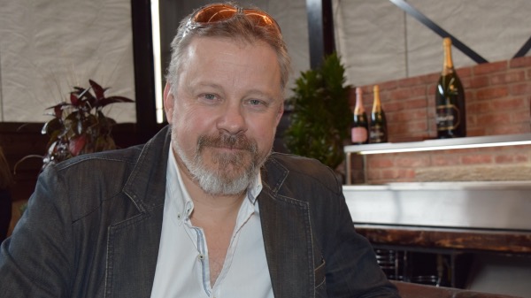Alain DesRochers tournera un long métrage sportif pour Christal Films