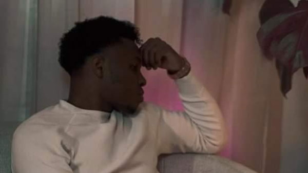 Jeycee propose le clip « Tsunami »