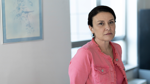 TVA met en ondes la série « Ma mère » réalisée par François Bouvier