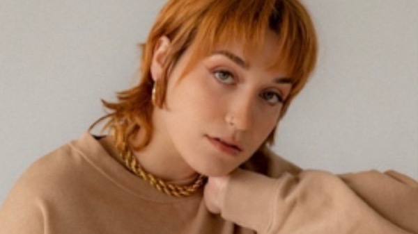 Alicia Guillotte publie le recueil « Perles rares »