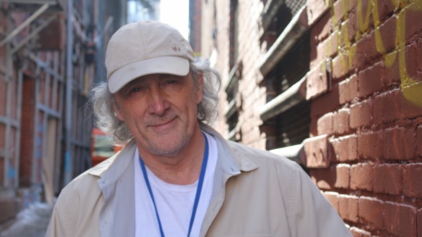 Robert D. Morais privilégie un climat de camaraderie sur le tournage de «&nbsp;Charlie Tango&nbsp;»