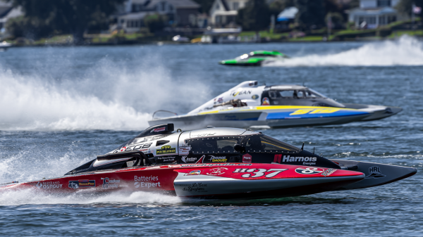 Historia fait découvrir l’univers des cours d’hydroplanes avec « Splash »