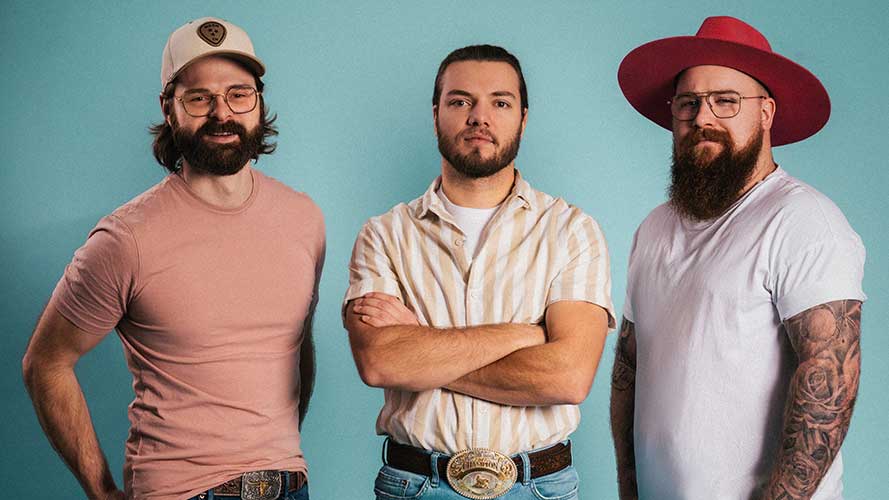 Blue Ridge Band dévoile une version francophone d’« High On You »