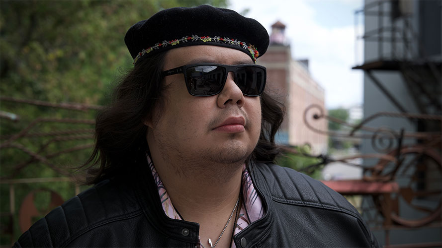 Ivan Boivin-Flamand chante « Ni pehoti » (J’ai attendu)