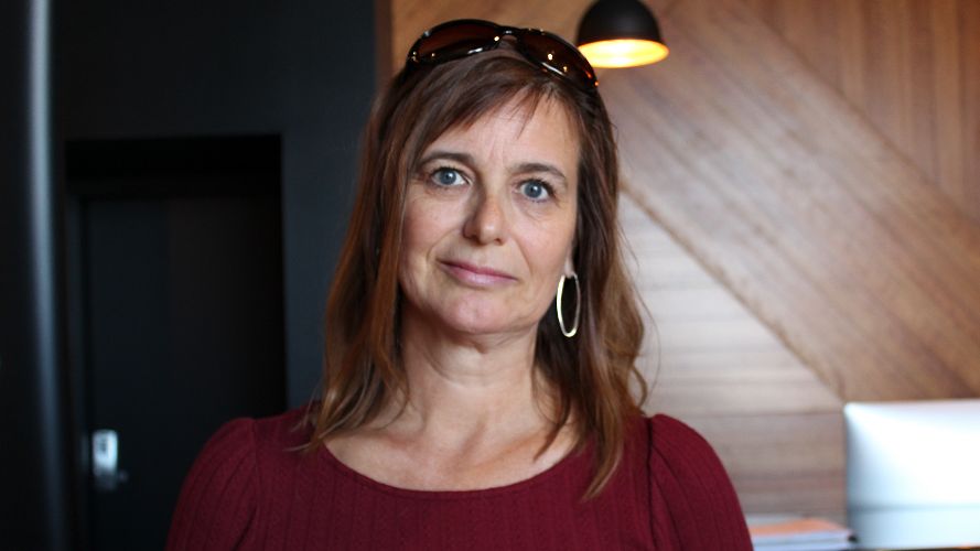 Julie Hivon reprend les rênes de la réalisation pour son projet « Annie et Joey »