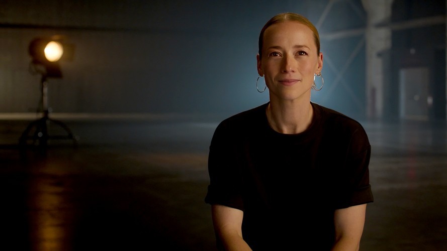 « Dans un cinéma près de chez vous », une incursion dans les coulisses de notre cinéma avec Karine Vanasse
