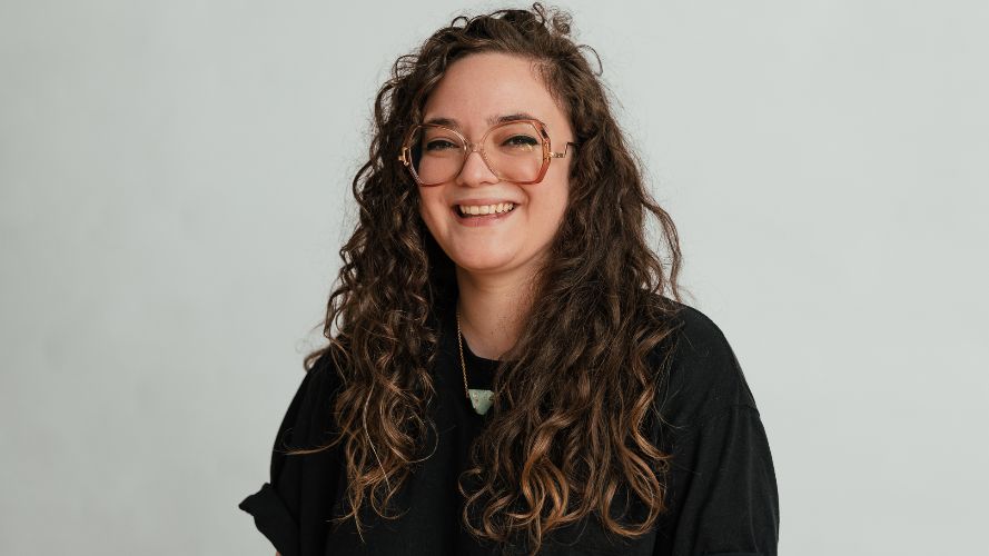 Laura Marroquin-Éthier relaie la passion d’un enseignant dans « Monsieur De Garie »