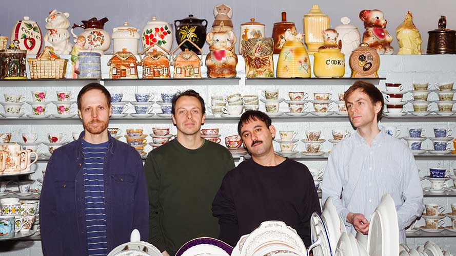 Le groupe indie-rock Grand Public « Attaque le terrain »