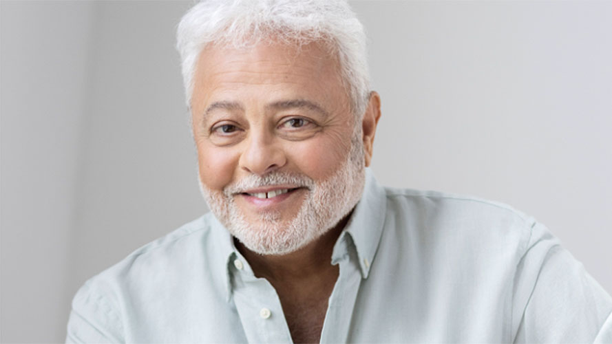 Manuel Tadros revient à la chanson avec « Cariño »