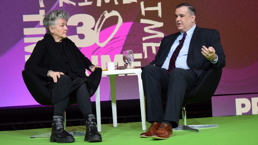 James Moore explique comment parler de culture aux politiciens conservateurs