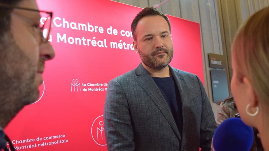 Mathieu Lacombe défend le budget du CALQ et tient au passeport culturel pour les jeunes