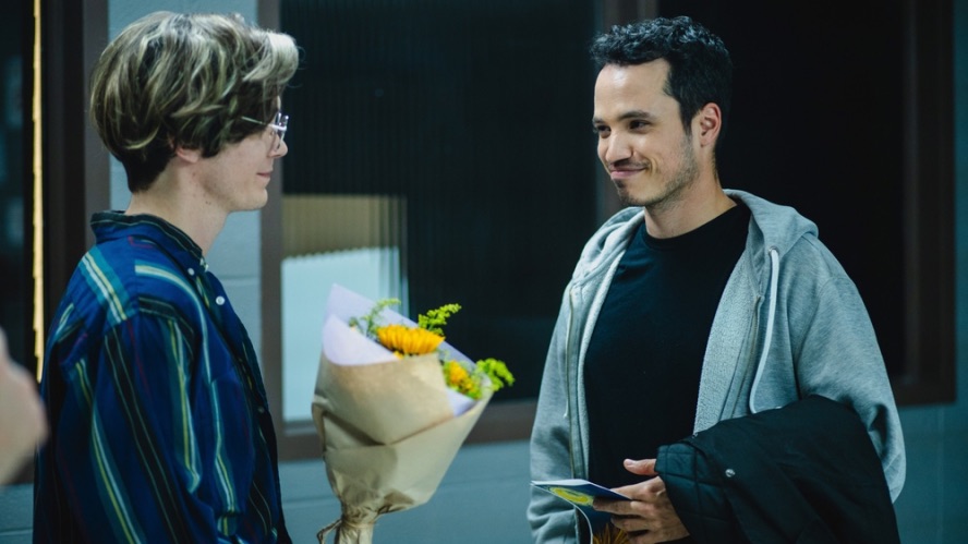 Canneseries 2025 sélectionne « M’infiltrer dans ta vie » en compétition séries courtes