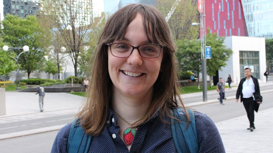 Mélanie O’Bomsawin assure le volet audiovisuel de l’exposition extérieure « YAWENDA’ »