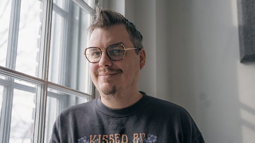 Neegan Trudel prépare «&nbsp;Mitso&nbsp;», un court métrage traitant de l’identité autochtone et de son exploitation