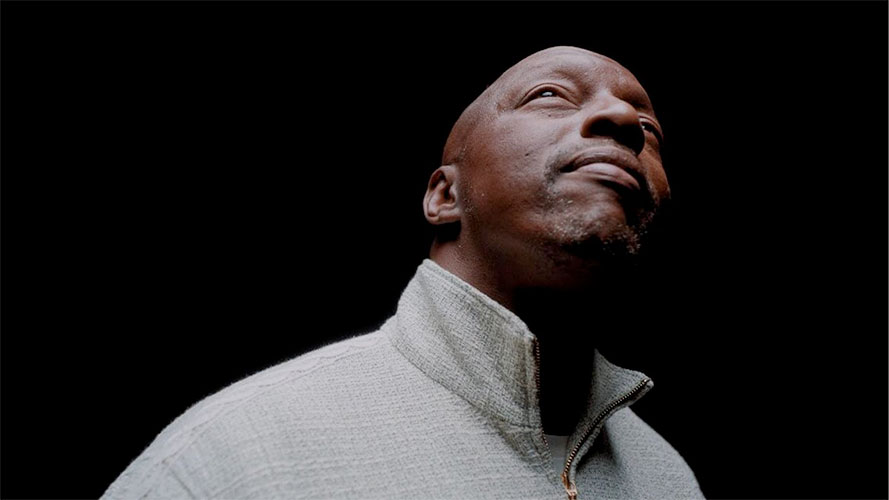 Oxmo Puccino dévoile « Léger » tiré de « La Hauteur de la Lune » à paraître le 17 octobre 2025