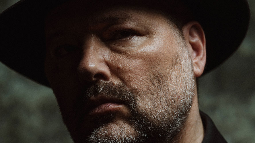 Pasteur Papillon sort « Profiter de la vue », extrait de son prochain album