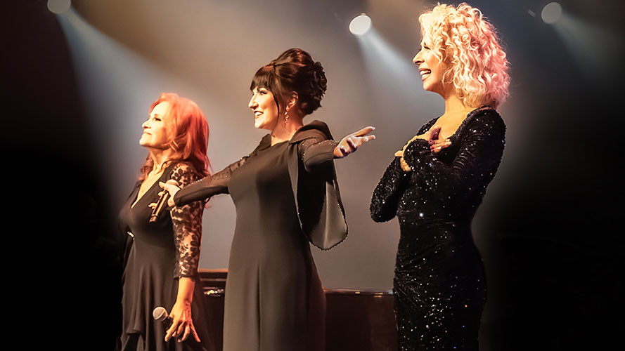 Joe Bocan, Marie Carmen et Marie Denise Pelletier reviennent avec « Pour une autre histoire d’un soir »