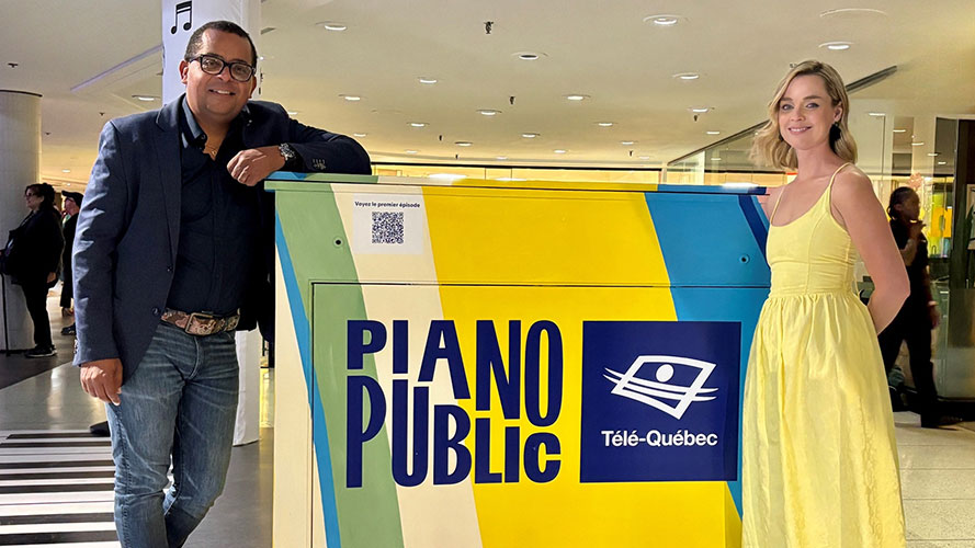 « Piano public » à Télé-Québec : Gregory Charles et Viviane Audet surprennent les passants