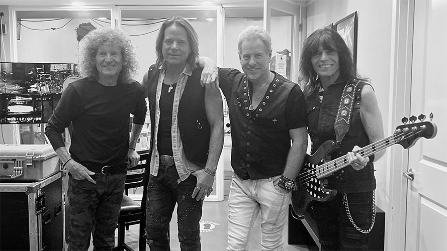 Rick Hughes livre l’abum « The Real Me »