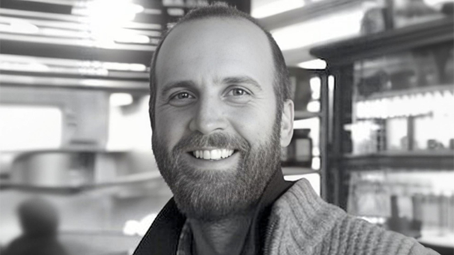 Robert Vroom est nommé producteur à l’Unité documentaire de l’Est de l’ONF à Montréal