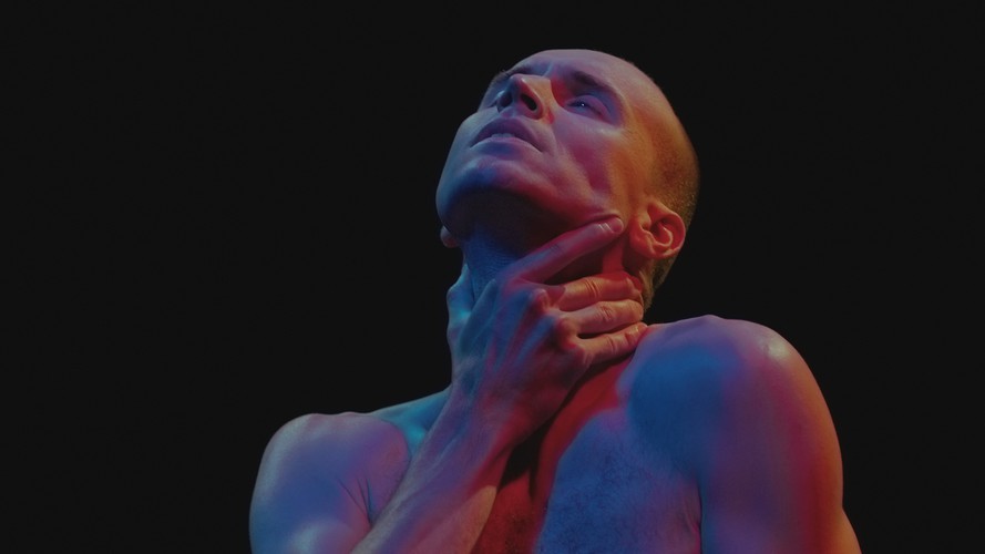 Dans « Muses », le réalisateur Simon Vermeulen se penche sur la relation entre un chorégraphe et son danseur