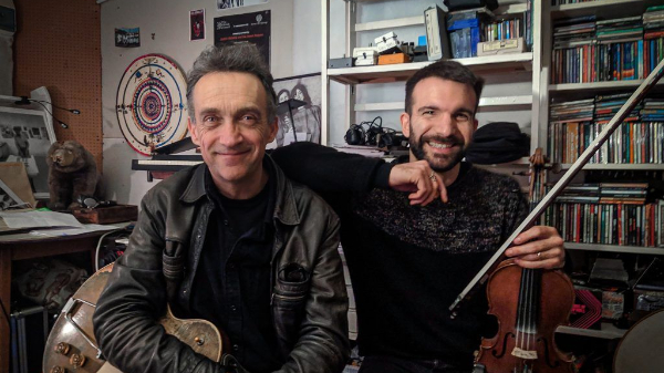 Justin Adams et Mauro Durante présenteront un spectacle le 9 février au Club Balattou