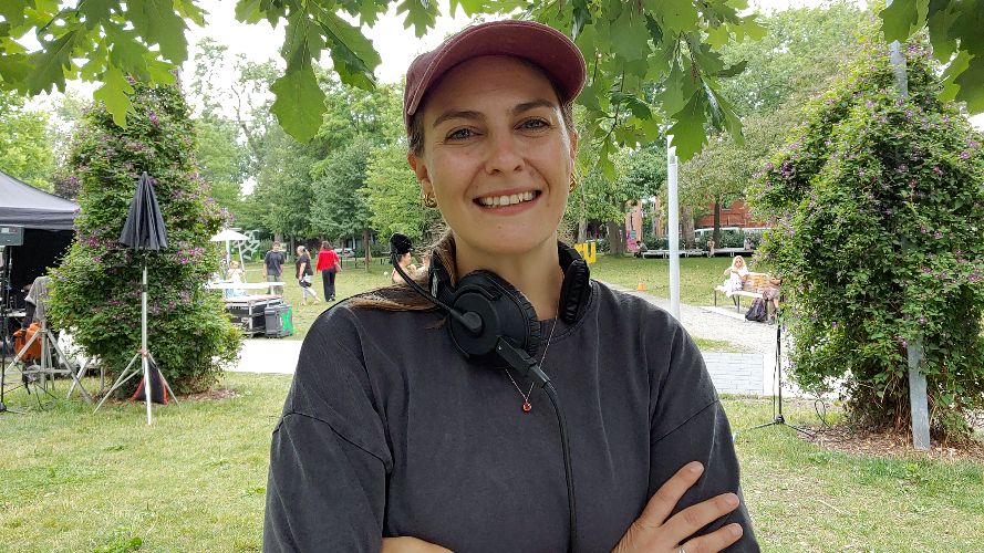 Véronique Garceau-Lauzière assure la production au contenu de « Piano public »